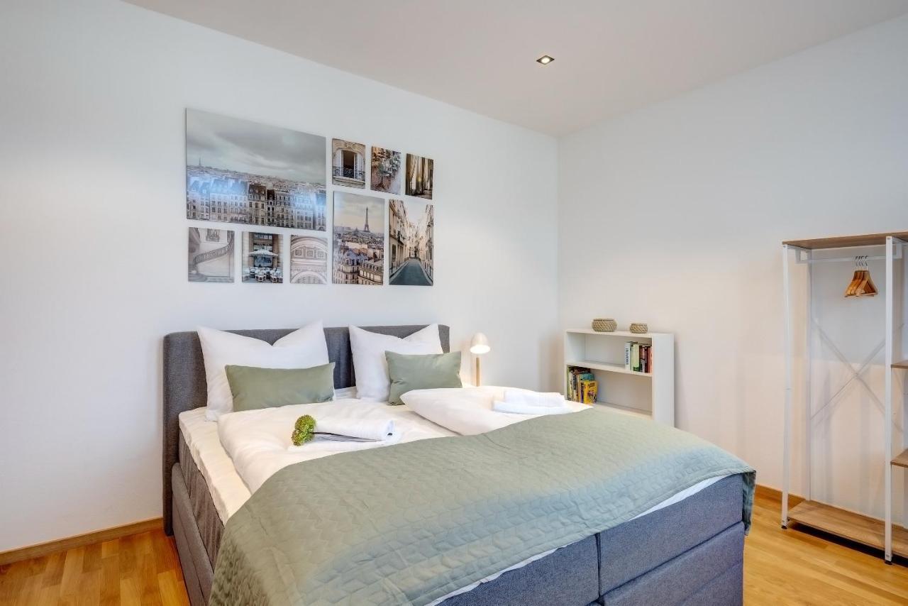 Kaza Guesthouse, Centrally Located 2 & 3 Bedroom Apartments In اوغسبورغ المظهر الخارجي الصورة